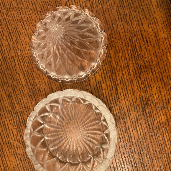 Hershey’s Crystal Kiss Covered Candy Dish new in box - Picture 3 of 8